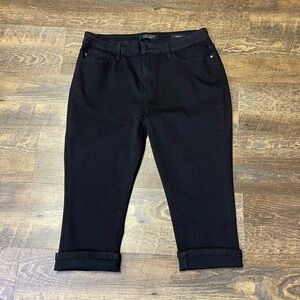 Judy Blue Jeans Capri Fit Womens Size 13/31 Skinny Capris Stretch Mid-Rise Black